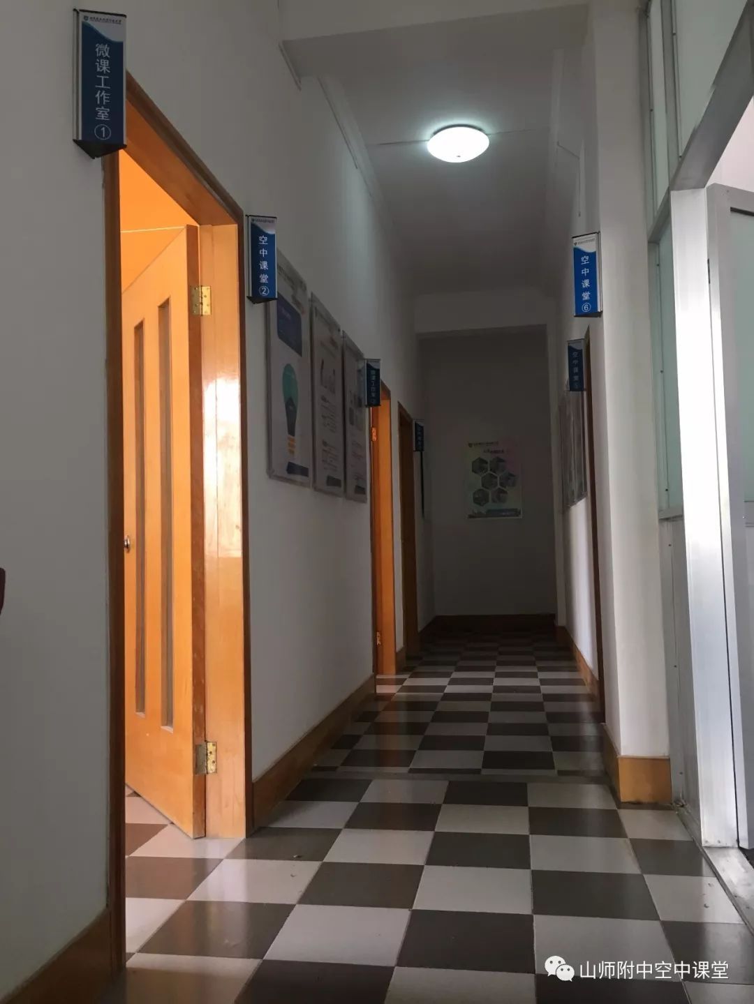 \