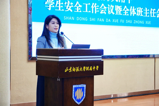 电视萤幕画面 AI 生成的内容可能不正确。