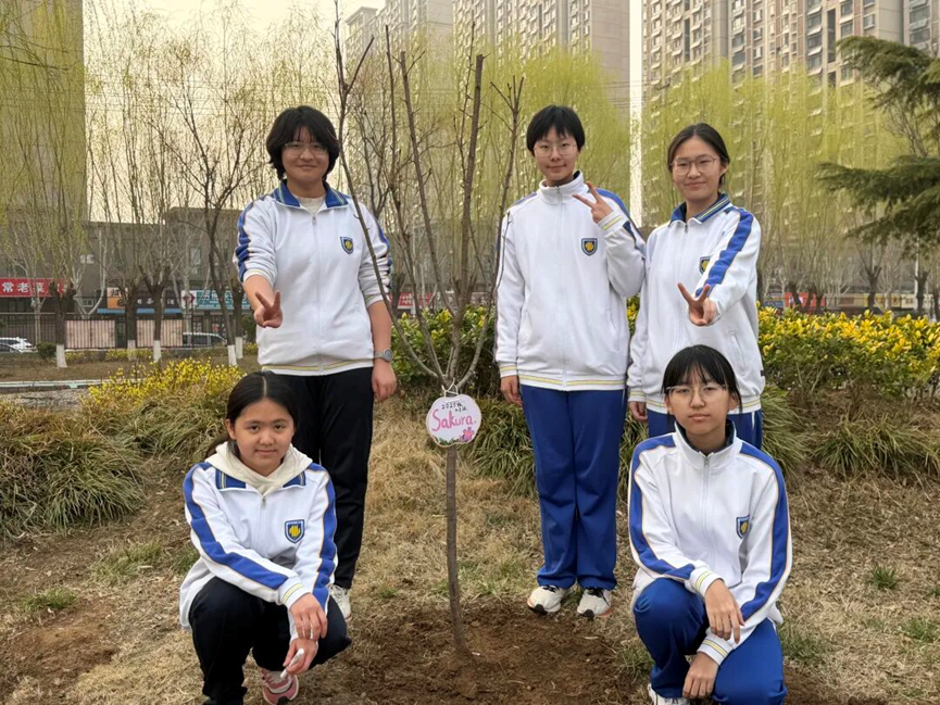 “植”此青绿︱山东师大附中学子“解锁”校园绿色新地图