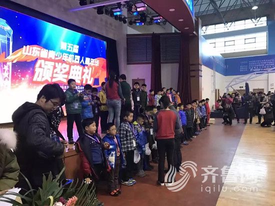 比赛颁奖6