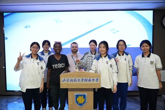 Welcome，friends！肯雅塔大学孔子学院师生到访山东师大附中